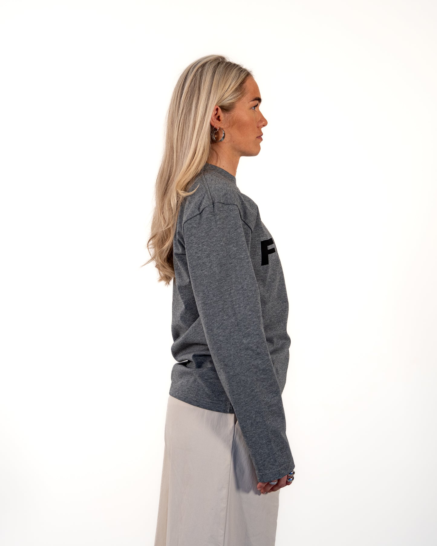 FUSS grey